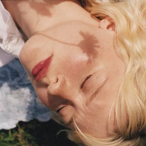 Maisie Peters announces new electronic album Florescence for May 2026 release